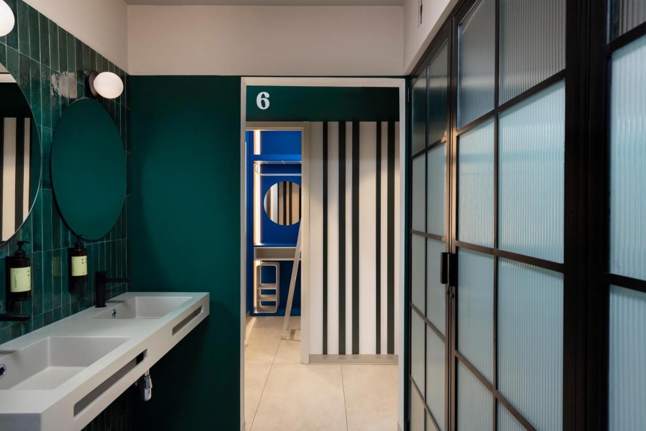 Coeo Pod Hostel Beatas Málaga Exteriör bild